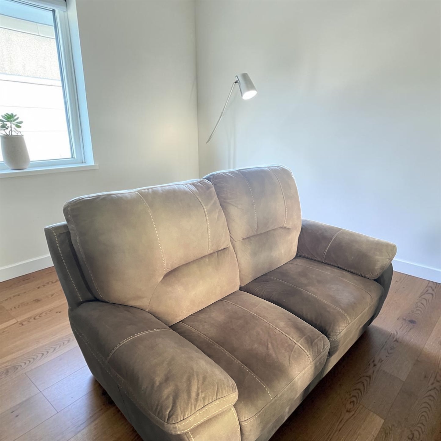 Beige corner manual recliner + 2 seater