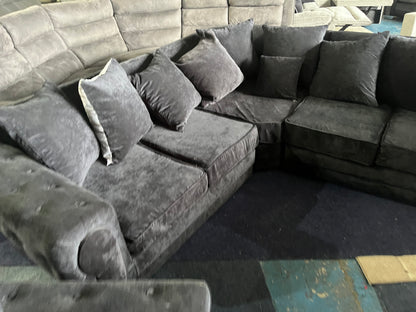 Black corner sofa set - just he corner not the 2 seater